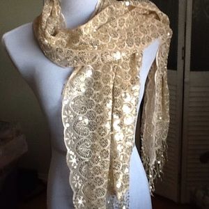 Gold sequined scarf. Versatile and Elegant.