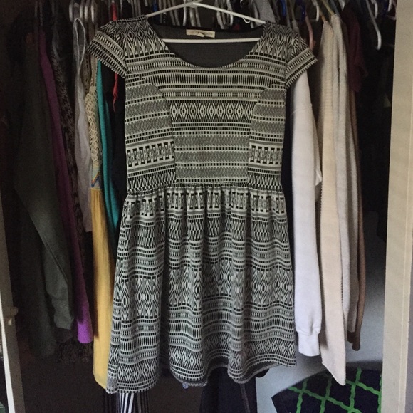 ADORABLE PRINT DRESS❤️ - Picture 1 of 1