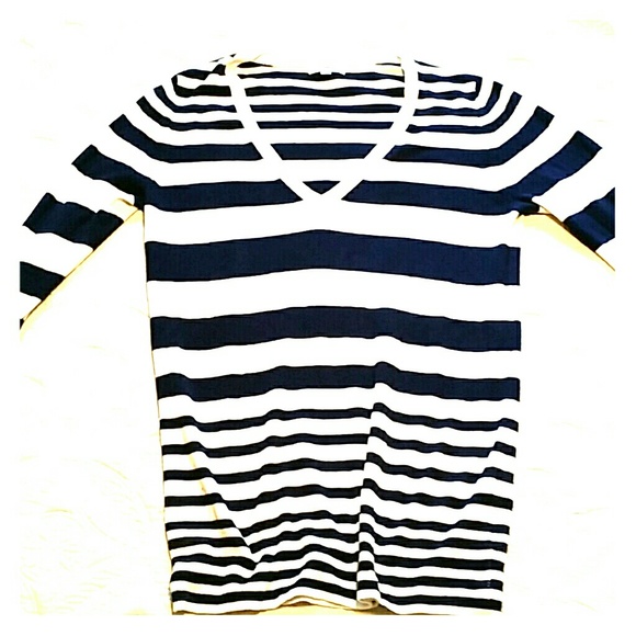 Gap Navy and white sweater