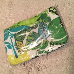 Very Bradley Lime's Up Key Case