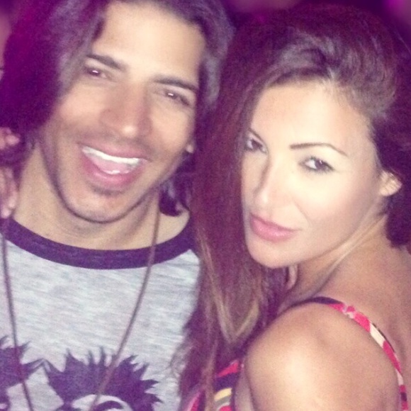 Meet your Posher, Sarieha - Picture 3 of 4