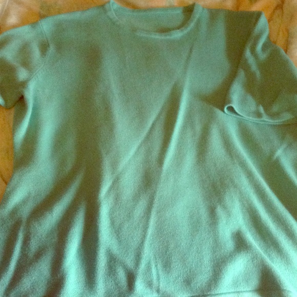 Sweater girl turquoise short sleeved sweater