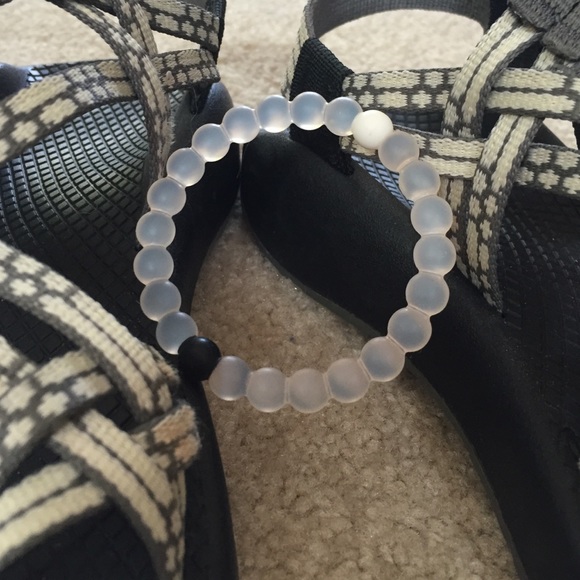 Lokai size small