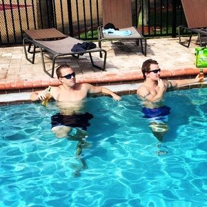 Meet your Posher, Thomas