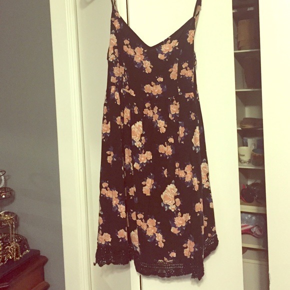 LA hearts black floral dress