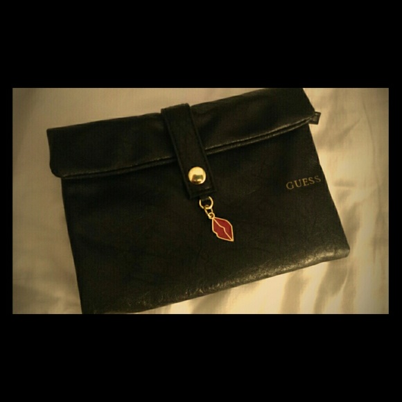 GUESS clutch purse - Picture 1 of 4