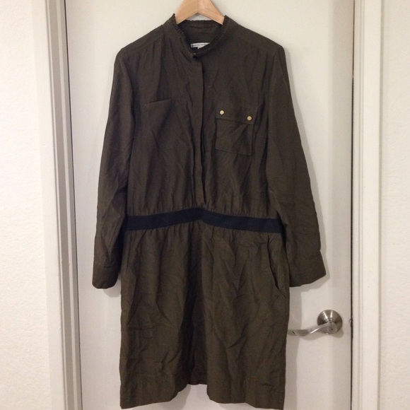 Banana Republic Dresses & Skirts - Olive green military inspired dress
