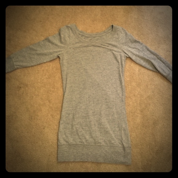 Heather gray 3/4 sleeve top