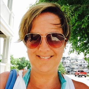 Meet your Posher, Megan