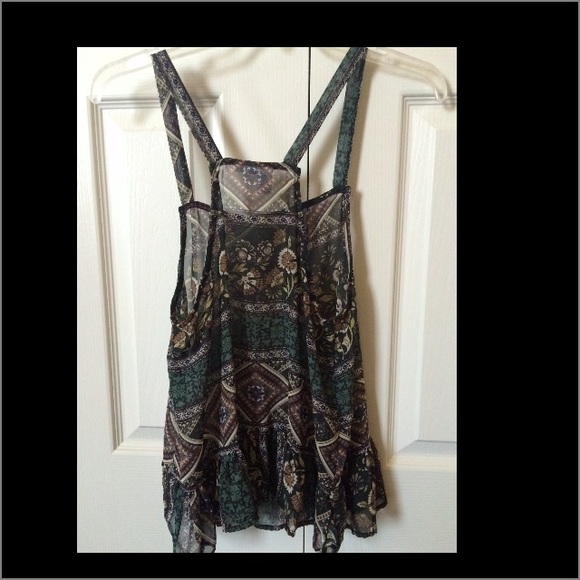 Summer top by Abound