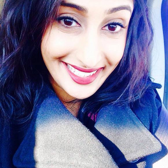 Meet your Posher, Akta