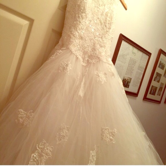 Beautiful White Wedding Gown 💍💓💐