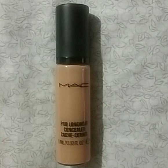 MAC Pro Longwear Concealer