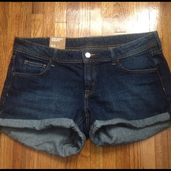 Dark wash Denim shorts