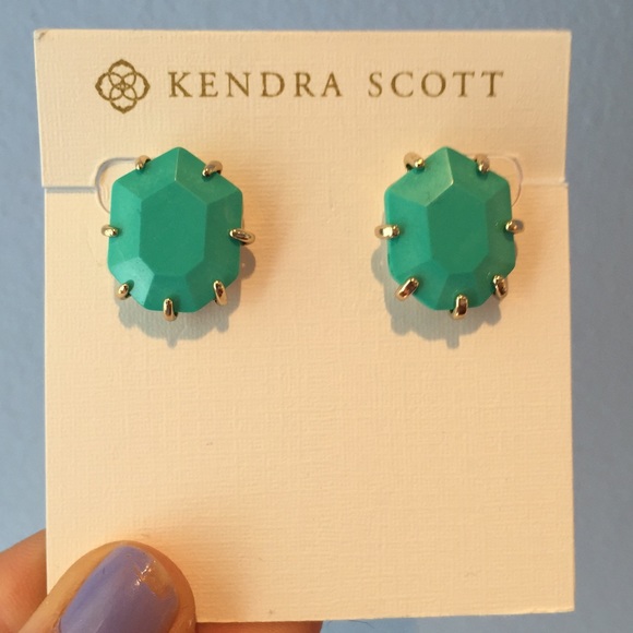 Kendra Scott stud earrings- new with tags