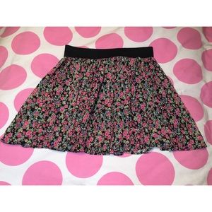 Forever 21 high waisted skater skirt flowers L