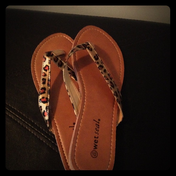 Wet Seal flip flops
