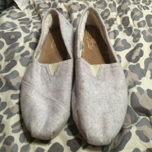 TOMS insulated slip ons