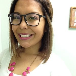 Meet your Posher, Vivian