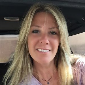 Meet your Posher, Kendra