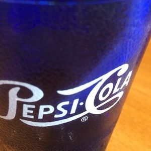 Meet your Posher, Lynette