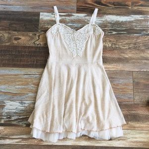 Adorable free people ruffle dress XS