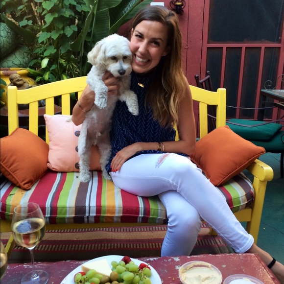 Meet your Posher, Jessica - Picture 1 of 1