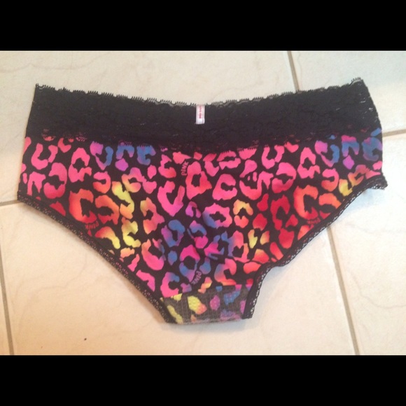 Low rise hipster size medium - Picture 2 of 3