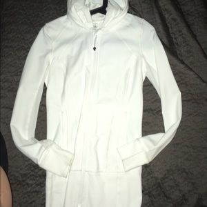 Lululemon jacket practice daily white 4 new