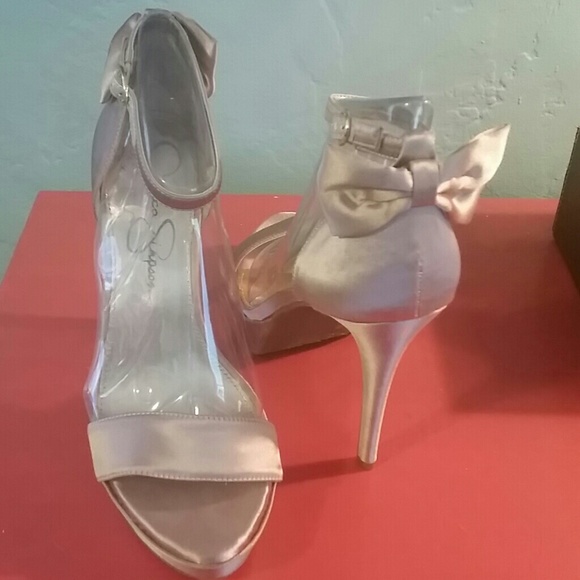 Womens Jessica Simpson high heel 9M shoes