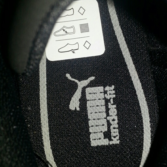 puma roma size 1y brand new never worn - Picture 2 of 3