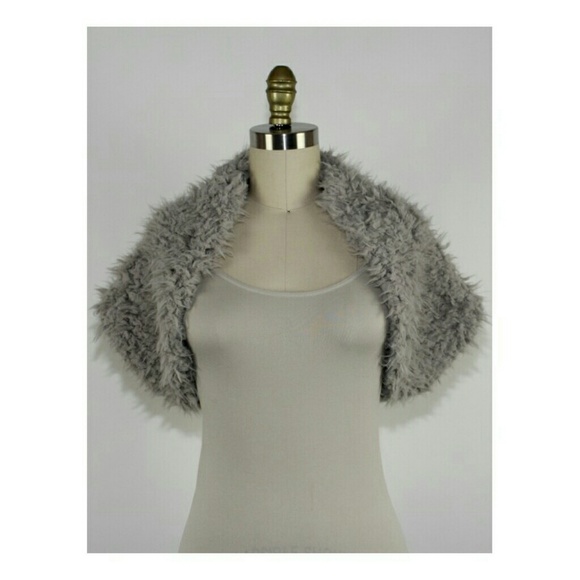 FREE PEOPLE FAUX FUR VEST (ONE SIZE)
