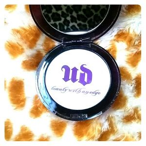 URBAN DECAY MATTIFYING POWDER