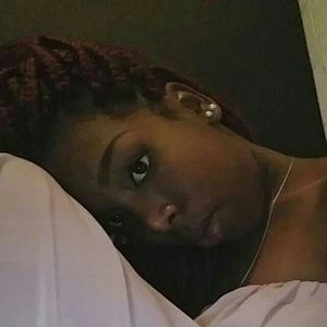 Meet your Posher, Ashtoni