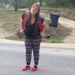 Meet your Posher, Alissa