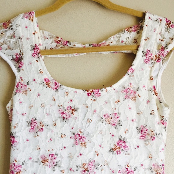 Floral dress - Picture 2 of 4