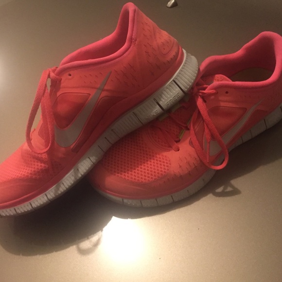 Nike Frees 5.0