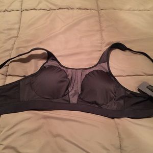 Brand new sports bra