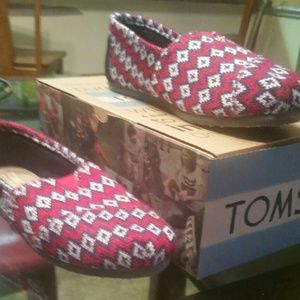 Size 8 womens toms bundle deal