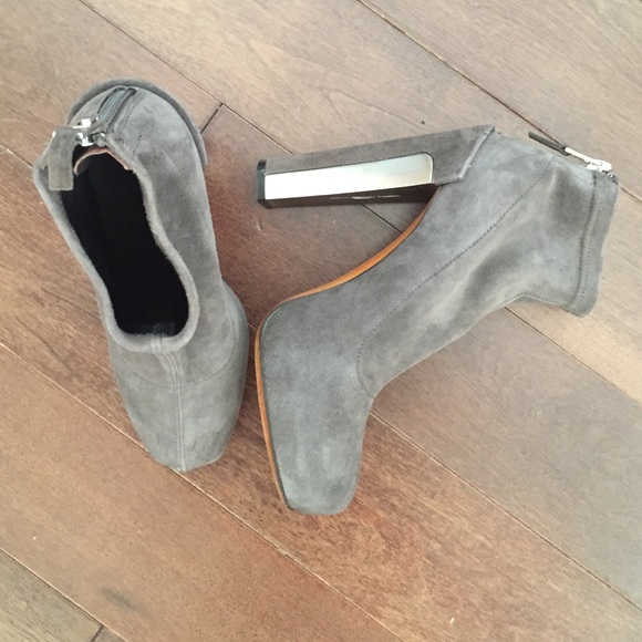 PRE-LOVED Brian Atwood Suede Ankle Boots EUC - Picture 4 of 4