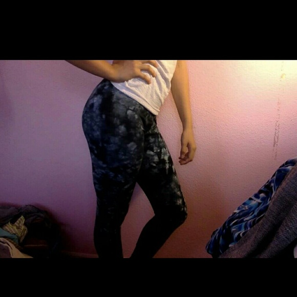 LEGGINGS BUNDLE - Picture 3 of 3