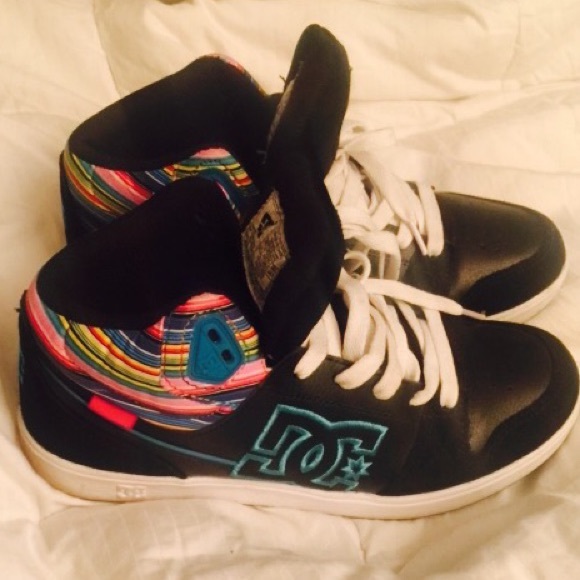 Practically new DC mid high tops