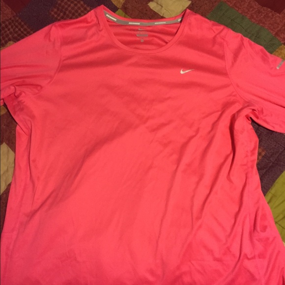 Nike Dri Fit Long Sleeve Shirt