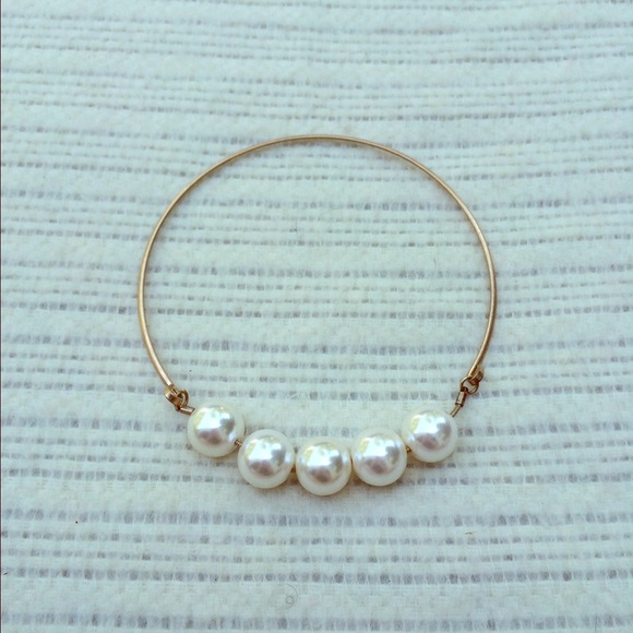 ❌SOLD❌ Large Faux Pearl Choker Necklace