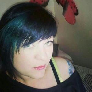 Meet your Posher, Elouise