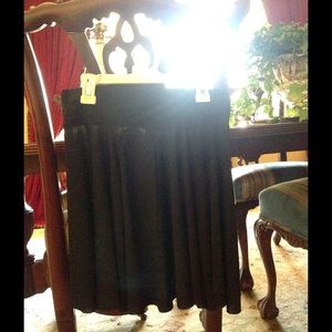 Black skater skirt