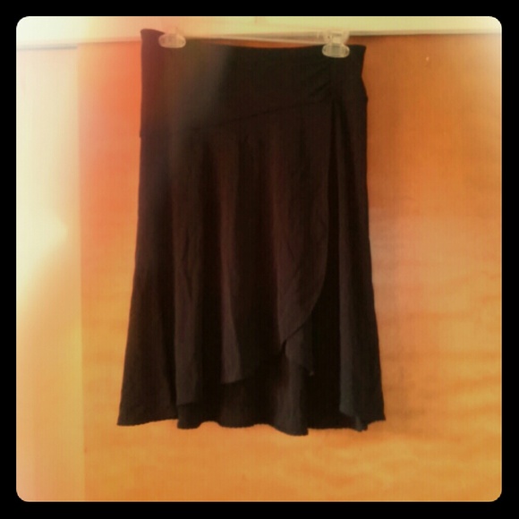 FINAL CLEARANCE! Cute black skirt