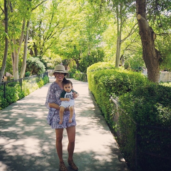 Meet your Posher, Rachel - Picture 2 of 8