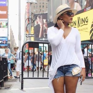 Meet your Posher, Deyaliz