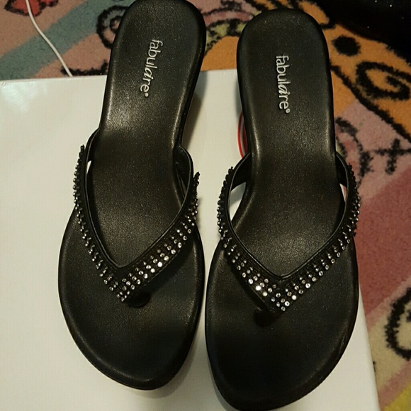 OBO size 7 Fabulaire Heel Flip Flops
